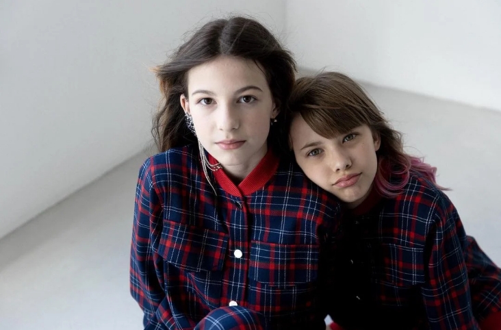 Фото мами стало останнім: 13-річна Катя лишилася сиротою через обстріл вокзалу в Краматорську